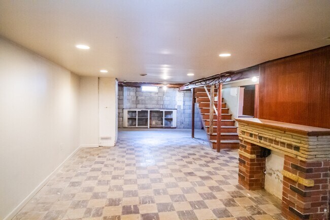 Building Photo - 3471 Jeannette Ave