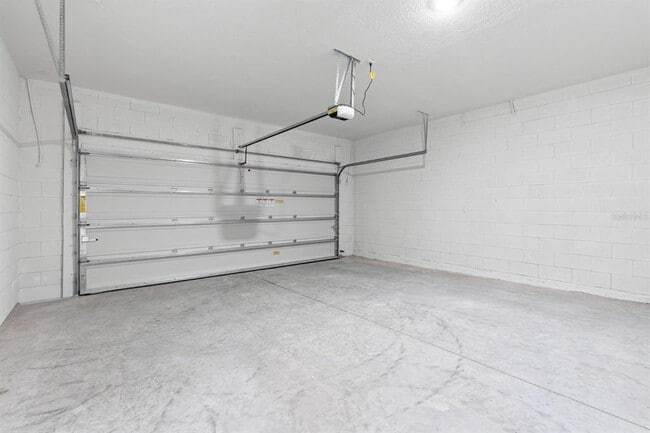 Building Photo - 3406 Sanctuary Dr