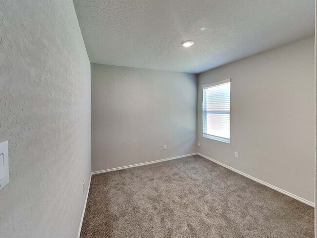 Building Photo - 4330 Rapids Way