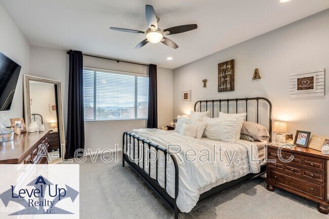 Building Photo - 14097 N Silverleaf Ln