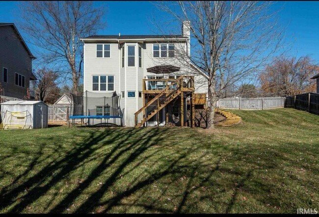 Building Photo - 3253 S Southern Oaks Dr