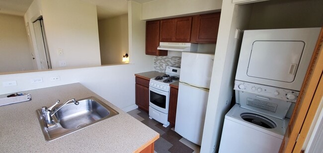 Building Photo - 1107 High St