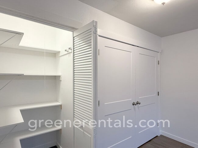 Building Photo - 1944 Olympia Ave NE