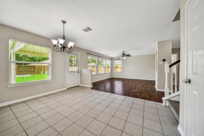 Building Photo - 32126 Willow Creek Park