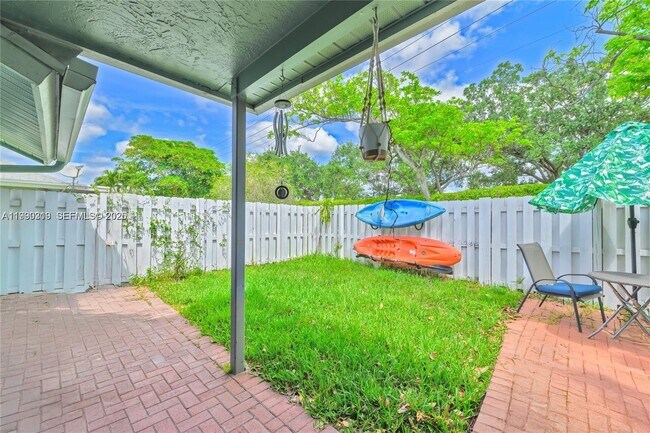 Building Photo - 4332 NW 120th Ln