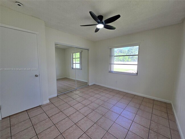 Building Photo - 3530 S 55th Ave