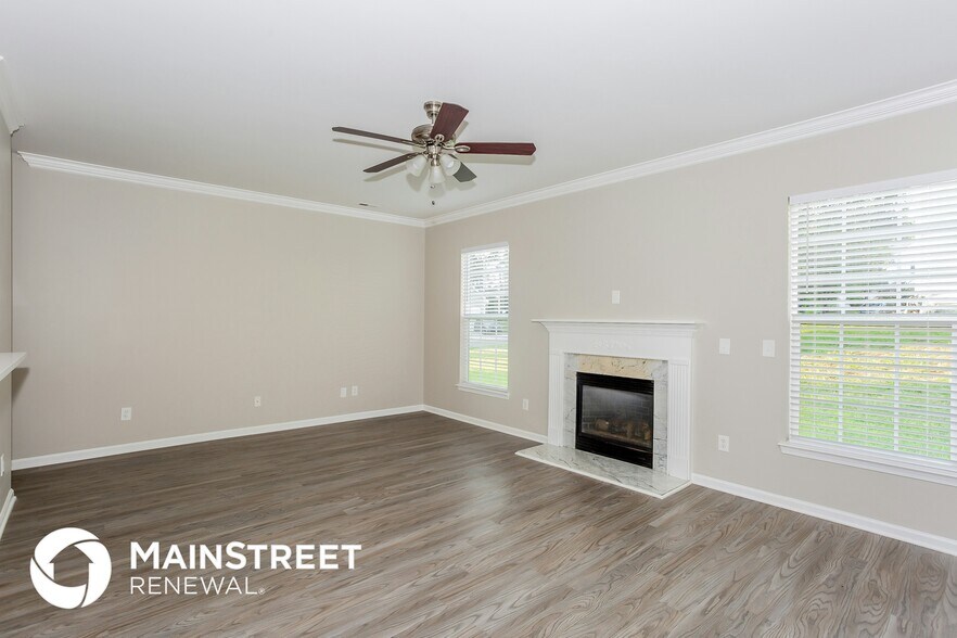 Building Photo - 6819 Blake Brook Dr