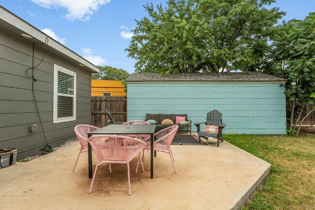 Building Photo - Fully Furnished Rental in Tech Terrace!!!