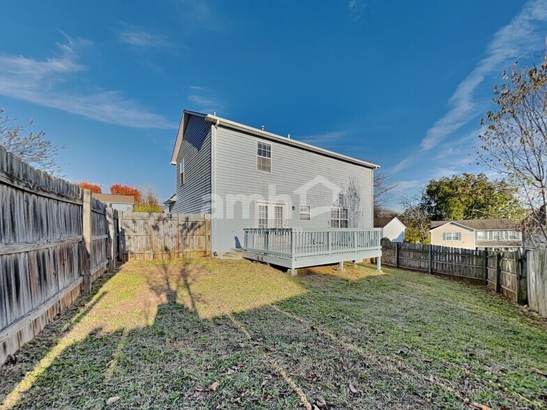 Building Photo - 7801 Beechtree Ln