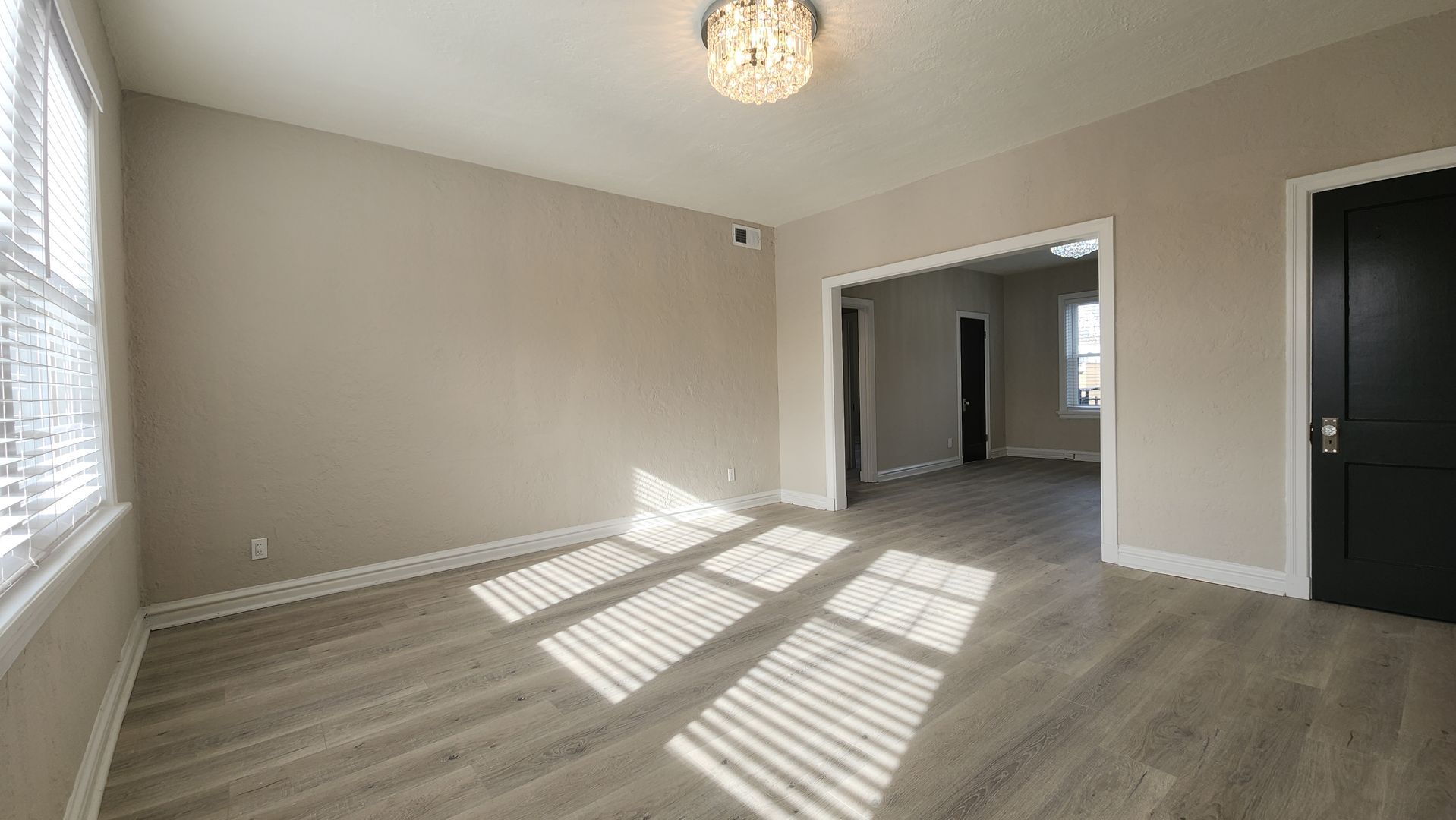 Building Photo - 7507 Oxford Dr