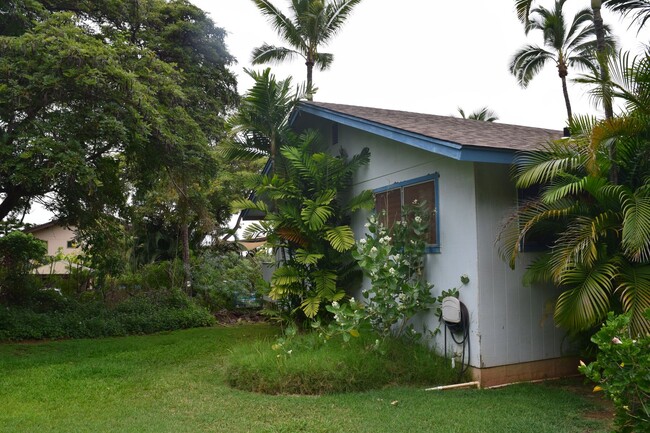 Building Photo - MAUI MEADOWS UNFURNISHED 3 BD. 2 BATH HOME...