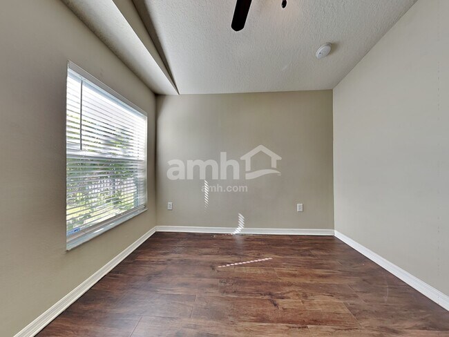 Building Photo - 16311 Bridgeglade Ln