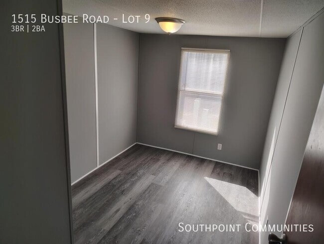 Building Photo - 1515 Busbee Rd