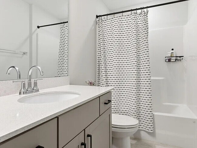 Building Photo - Earn Wealth While Leasing - Like a Homeowner - Lease to Own