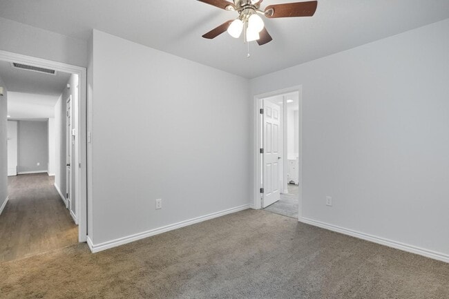 Building Photo - 4518 Edgemont Dr