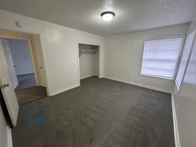 Building Photo - 1101 N Kings Hwy