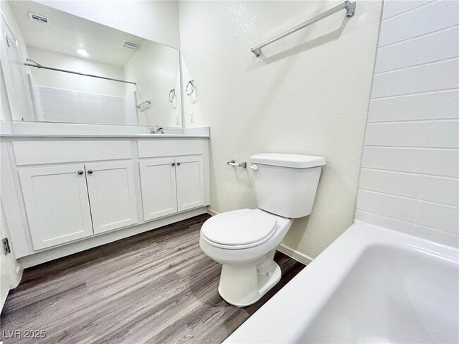 Building Photo - 9916 Bumblebee Hls St