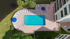 Building Photo - 2311 S Cypress Bend Dr