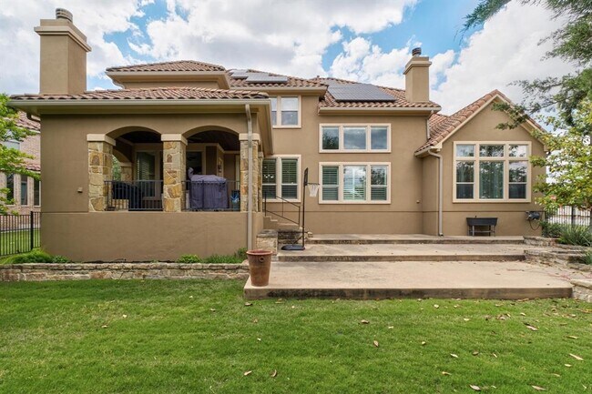 Building Photo - 15509 Boulder Heights