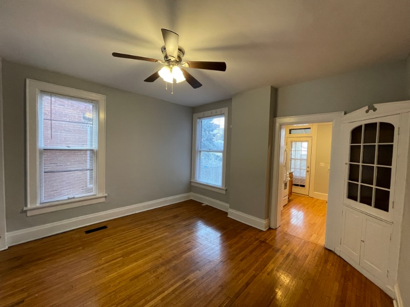 Building Photo - 80 W Greenwood Ave