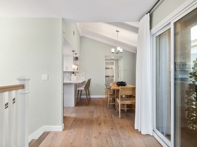 Building Photo - 1141 Stanford Ave