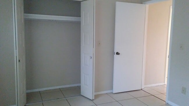 Building Photo - 3300 Prince Edward Island Cir
