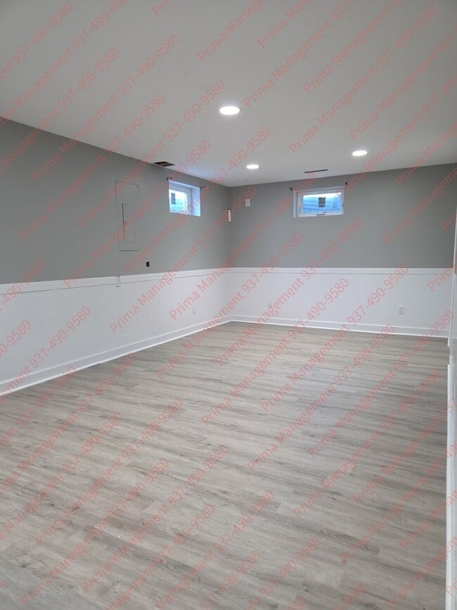 Building Photo - Beautiful Upscale Home – Beavercreek Schoo...