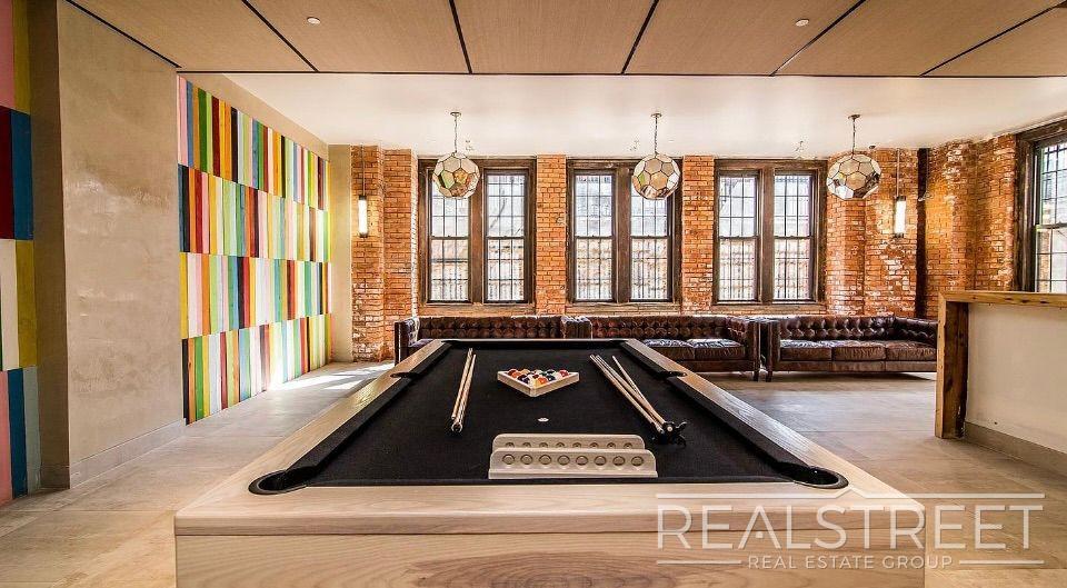 Building Photo - Monitor Street