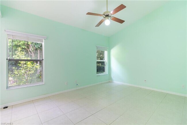 Building Photo - 687 Melville Ct