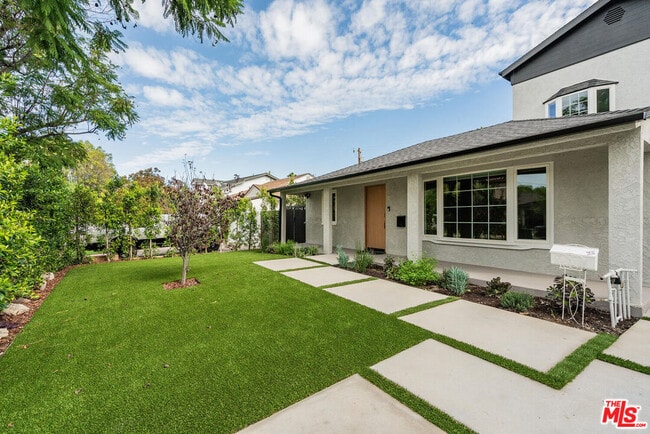 Building Photo - 5110 Garden Grove Ave