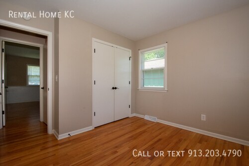 Building Photo - 11314 W 74th Terrace