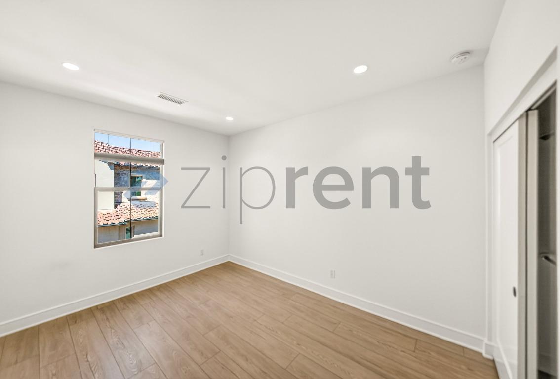 Building Photo - 123 Spotted Quail