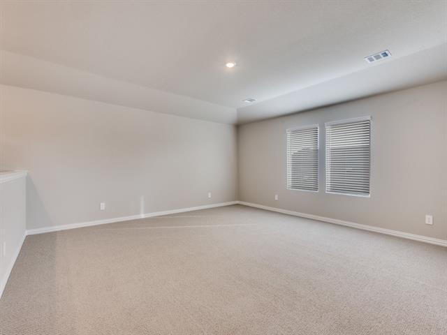 Building Photo - 600 Midnight Oak Dr