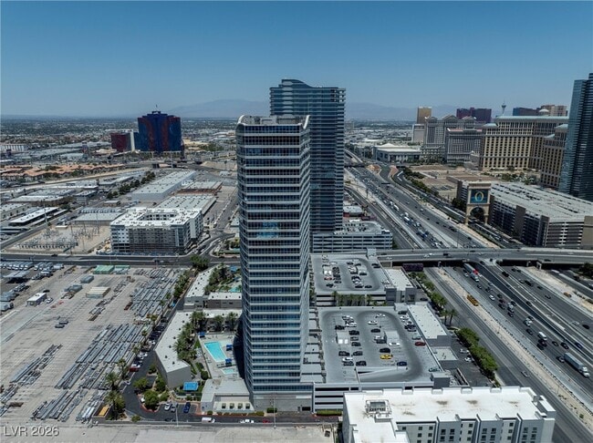 Building Photo - 4525 Dean Martin Dr