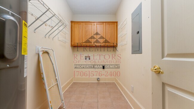 Building Photo - 68 Heartwood Dr