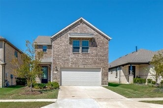 Building Photo - 1438 Martingale Ln