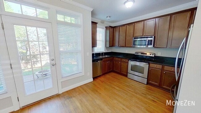 Building Photo - 1706 Raney Ct