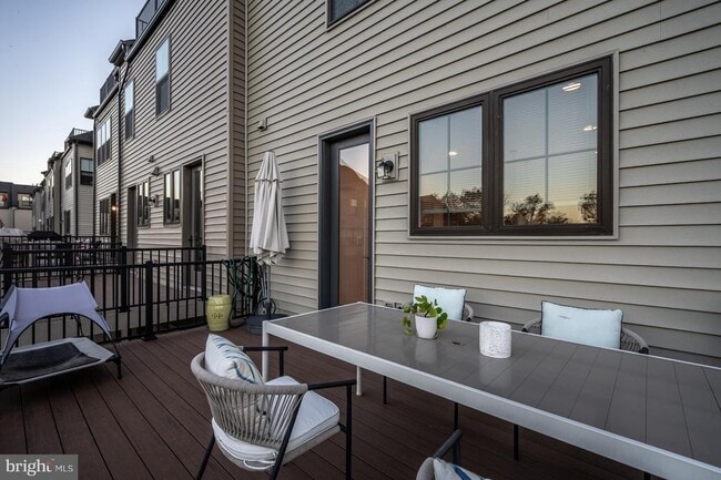 Building Photo - 5509 Valmarana Way