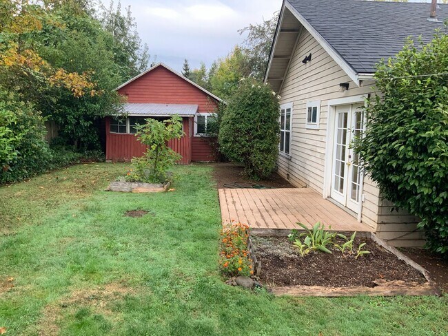 Building Photo - 3056-04 - MSF Properties