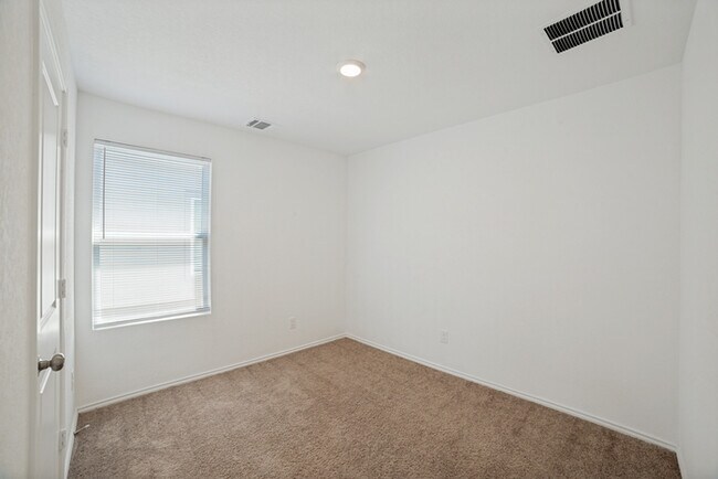 Building Photo - 7631 Parish Pl