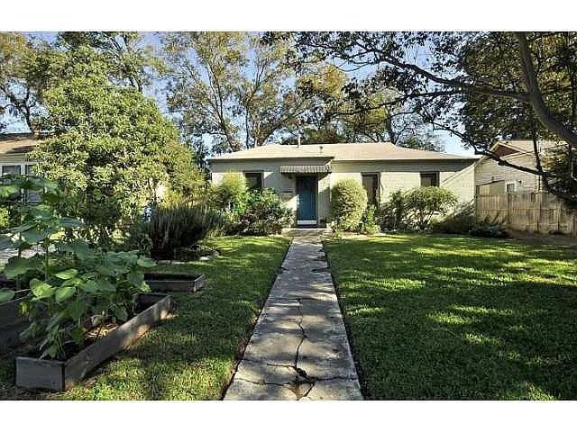 Building Photo - 3701 Hollywood Ave