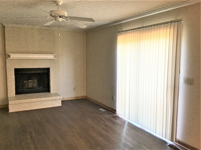 Building Photo - 7624 Harbour Town Dr