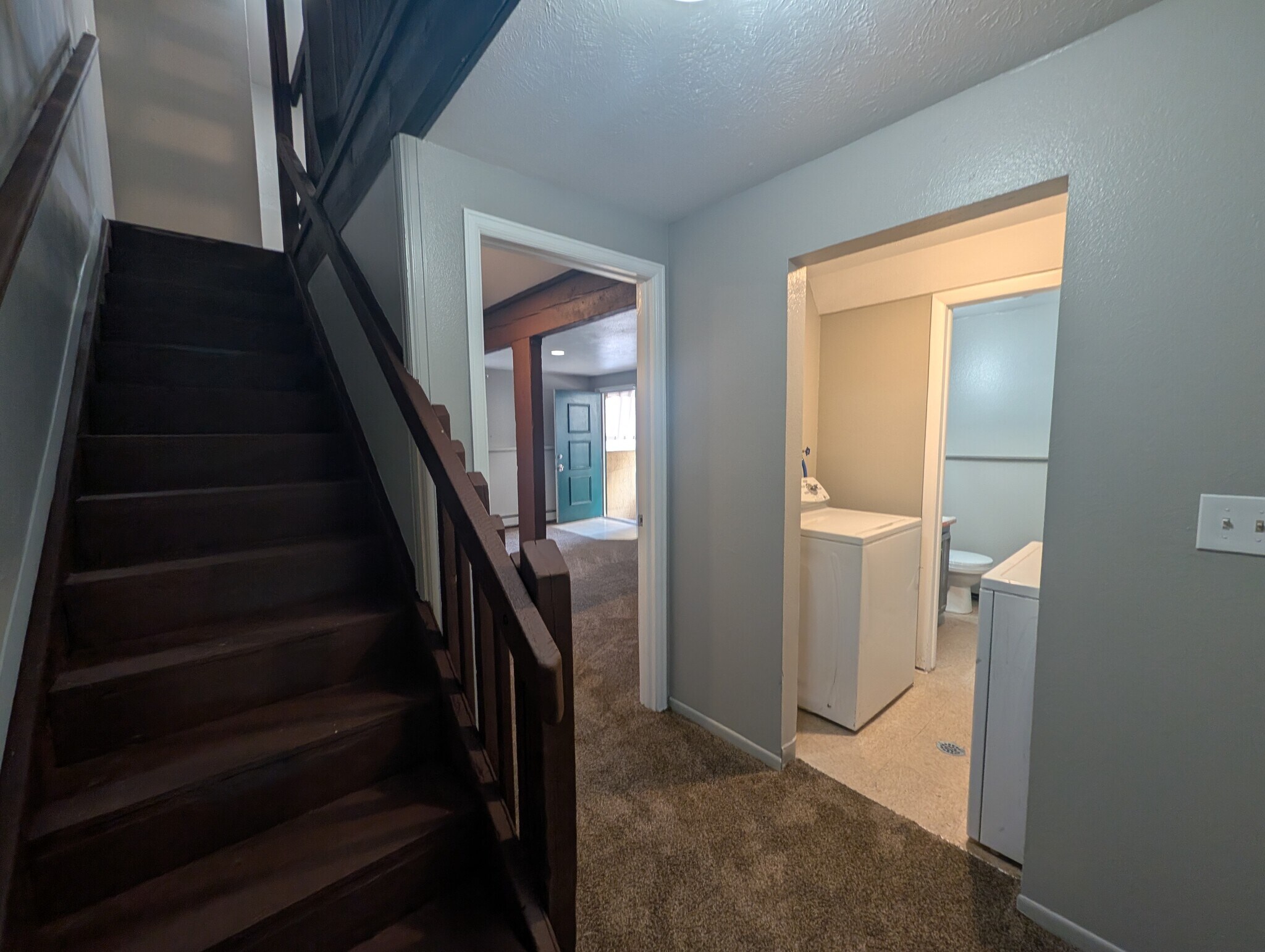 Building Photo - 9533 W Alameda Ave