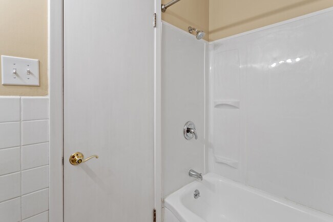 Hall bathroom - 19425 Van Aken Blvd