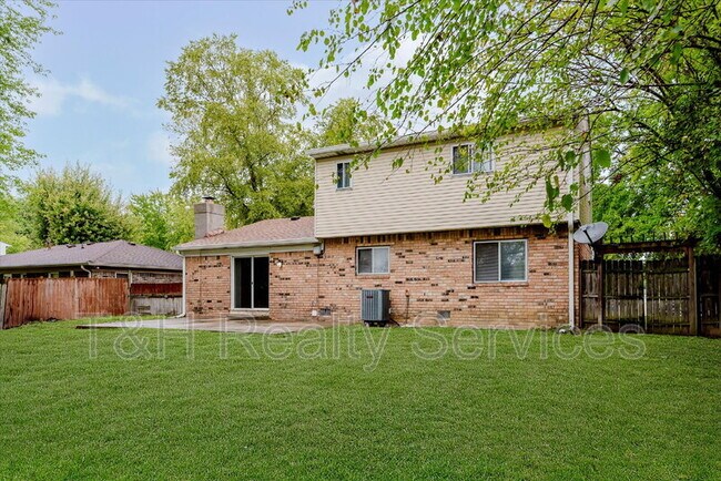 Building Photo - 11313 Wolf Ln