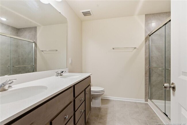 Building Photo - 245 Ribbon Rail St