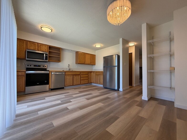 Building Photo - 919 44th Ave Ct