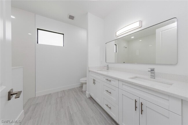 Building Photo - 714 Anaconda Ave S