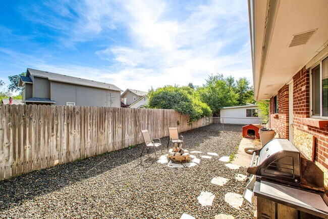 Building Photo - 1509 S Leadville Ave