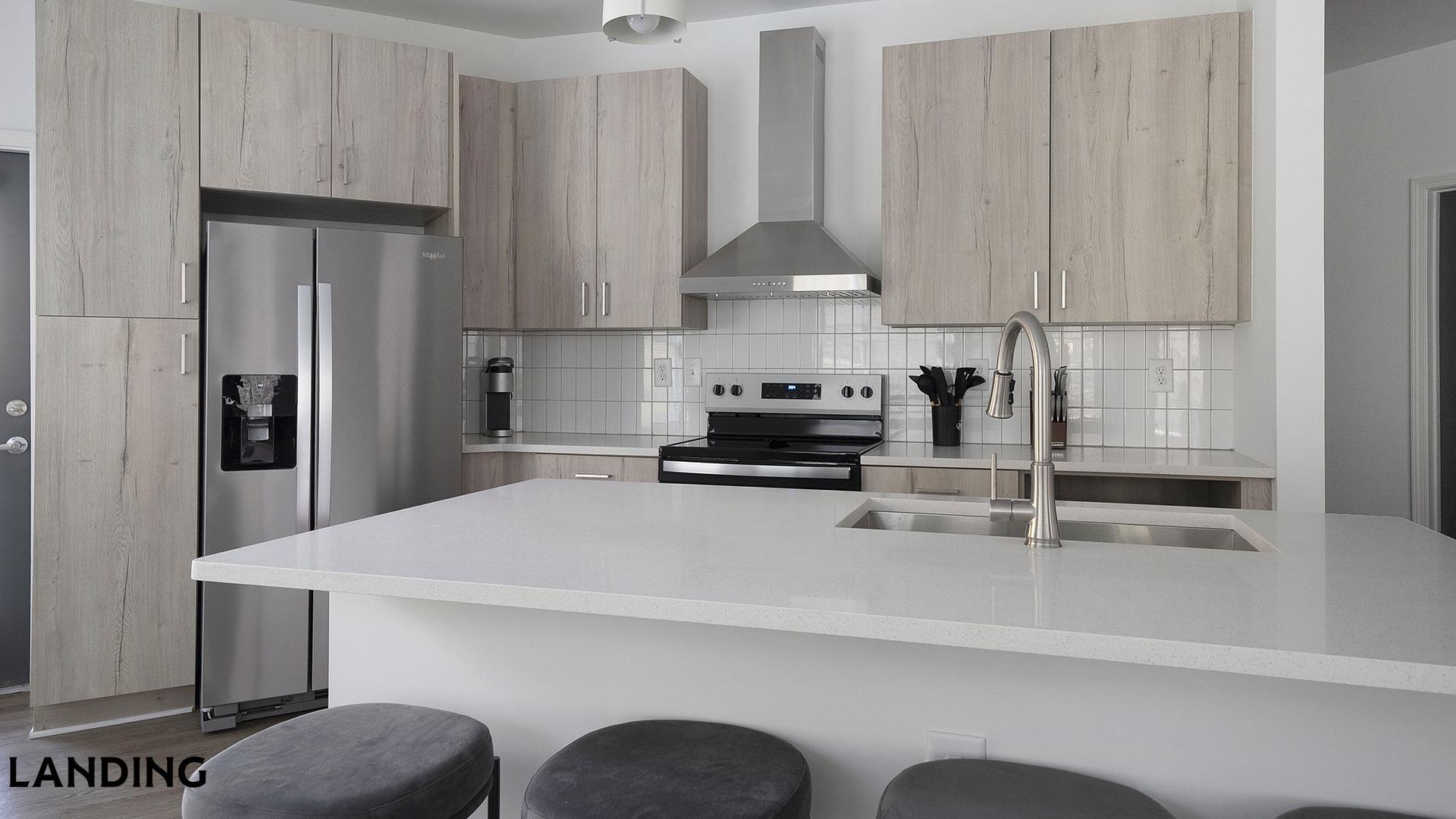 Building Photo - 2800 Milan Ct